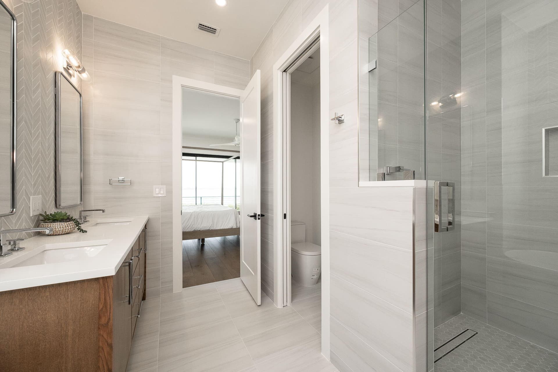 231 E Shore Drive 6 photo 20
