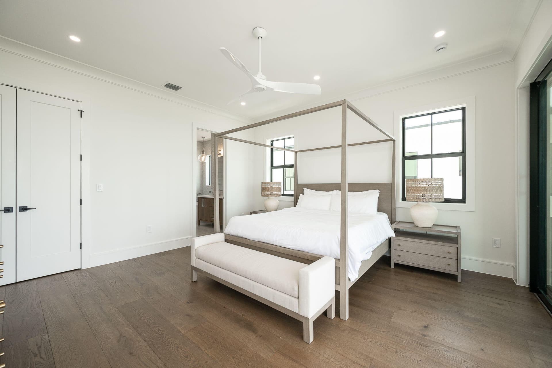 231 E Shore Drive 6 photo 17