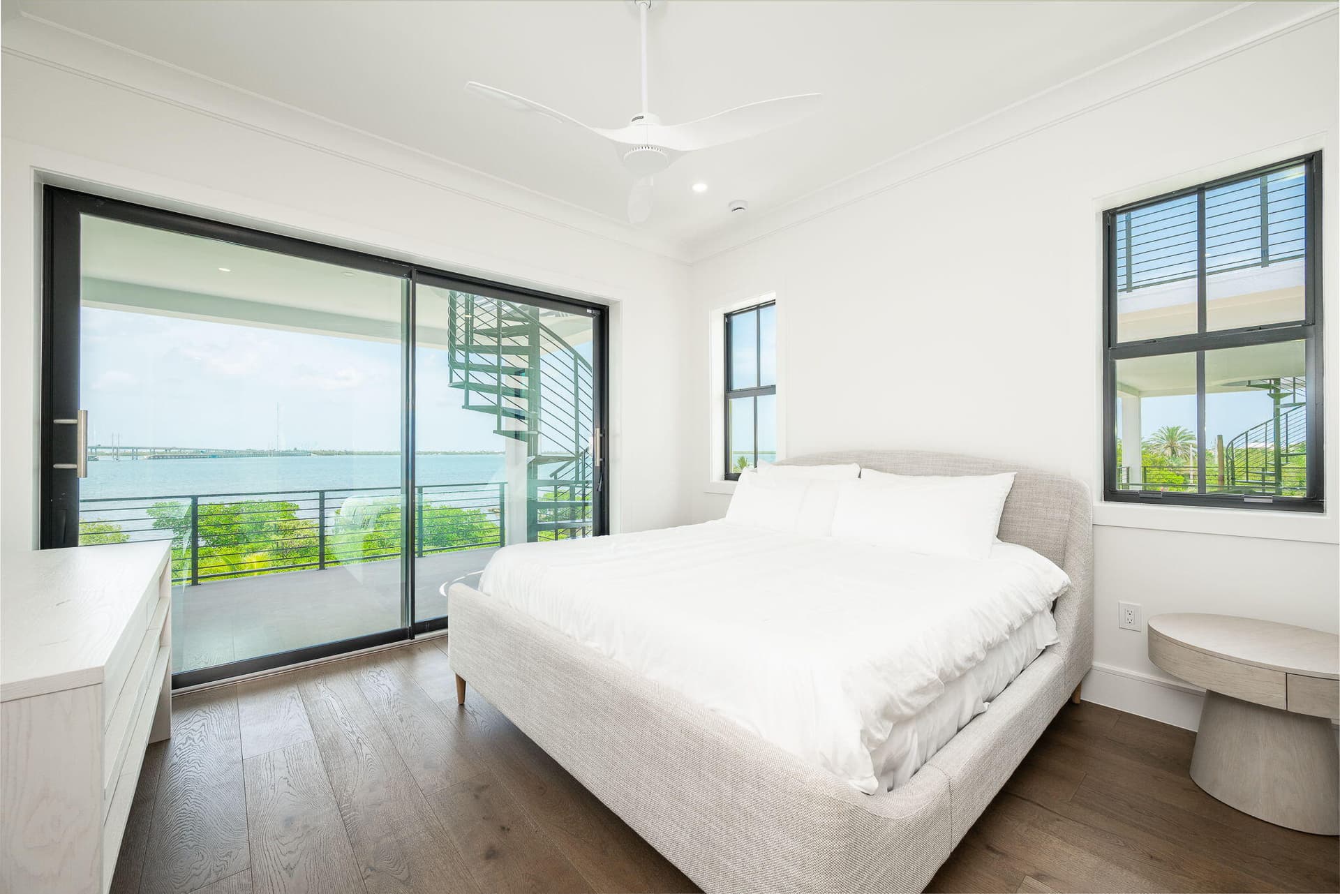 231 E Shore Drive 6 photo 23