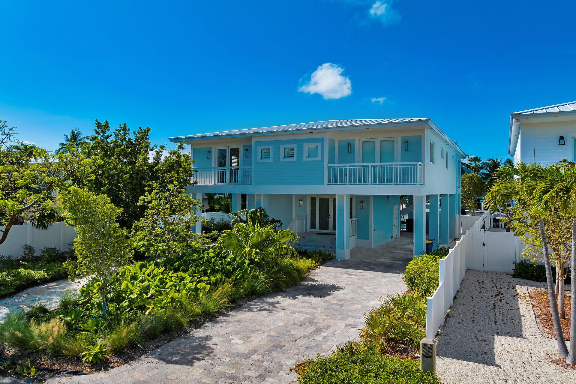 121 Lake Road photo 2