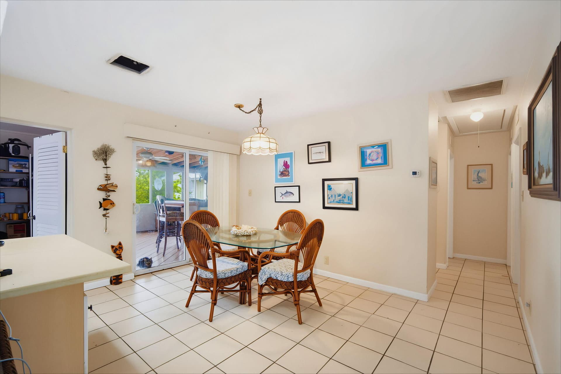 27 N Lake Drive photo 9
