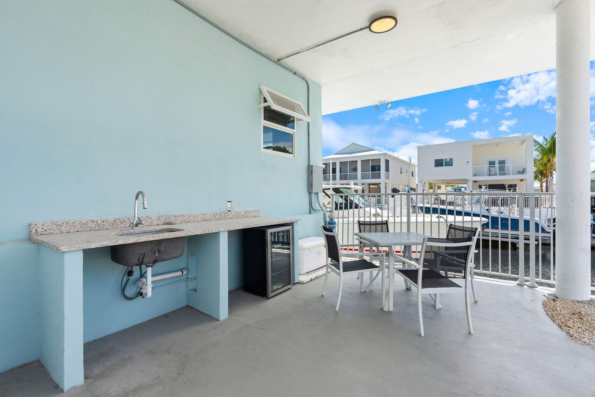 1007 Hialeah Lane photo 7