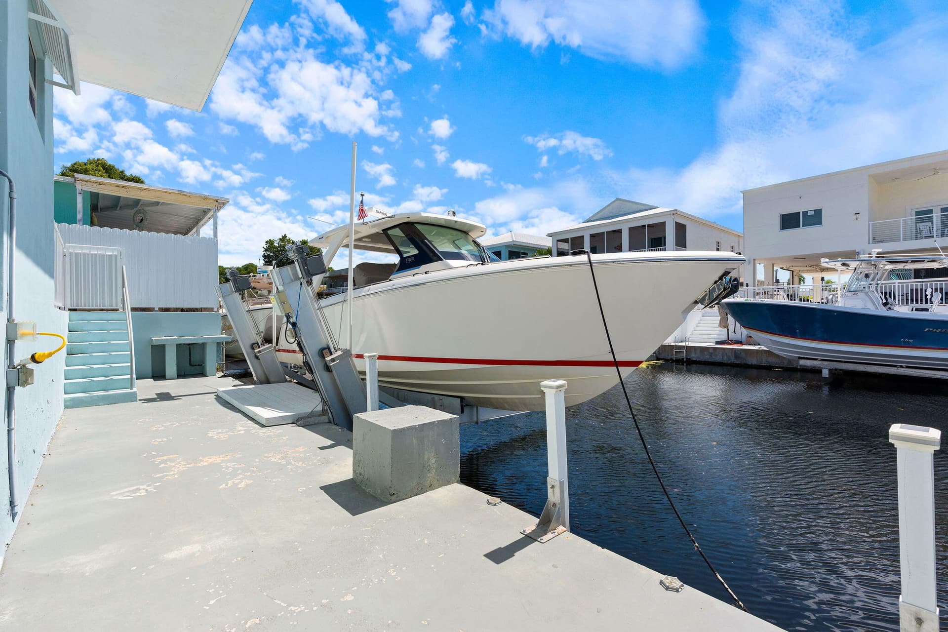 1007 Hialeah Lane photo 9