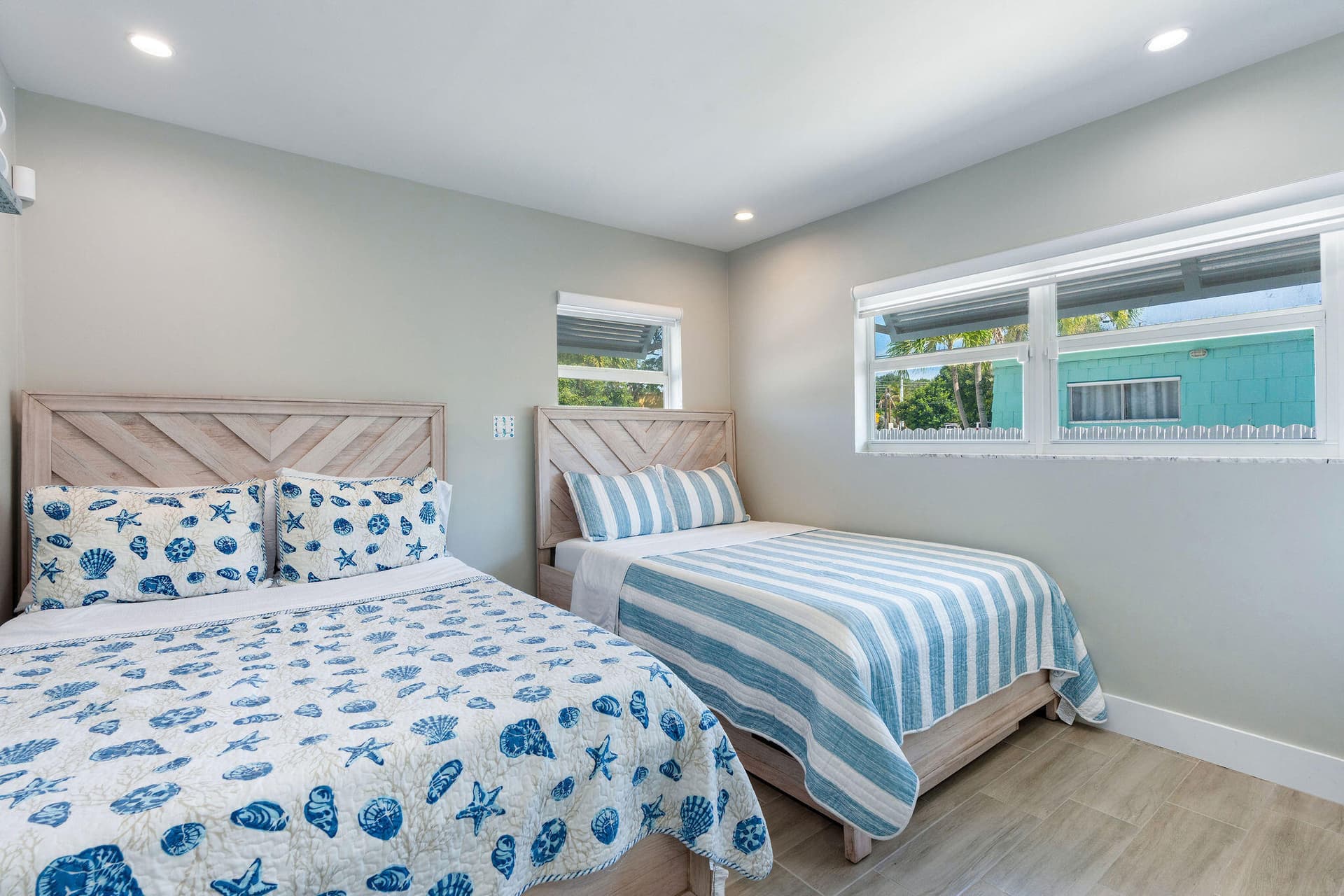 1007 Hialeah Lane photo 17
