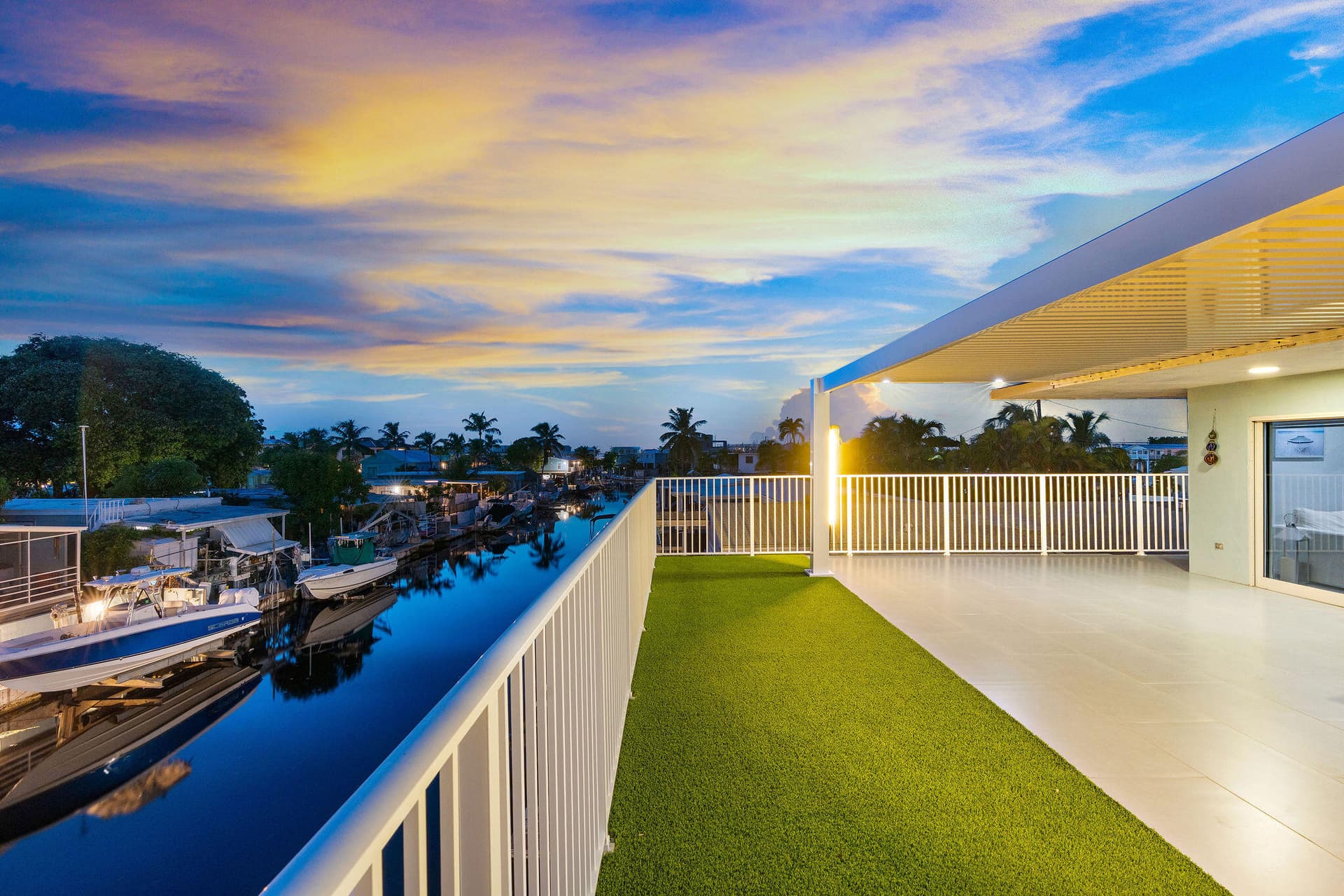 1007 Hialeah Lane photo 2