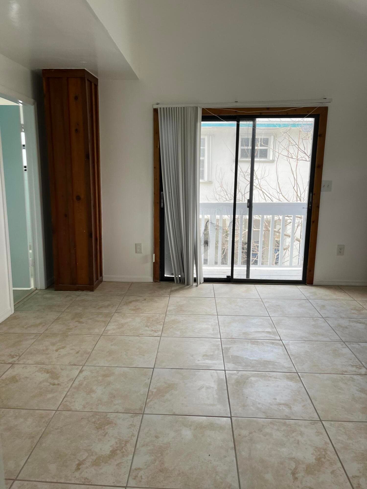 100 3rd Lane photo 12