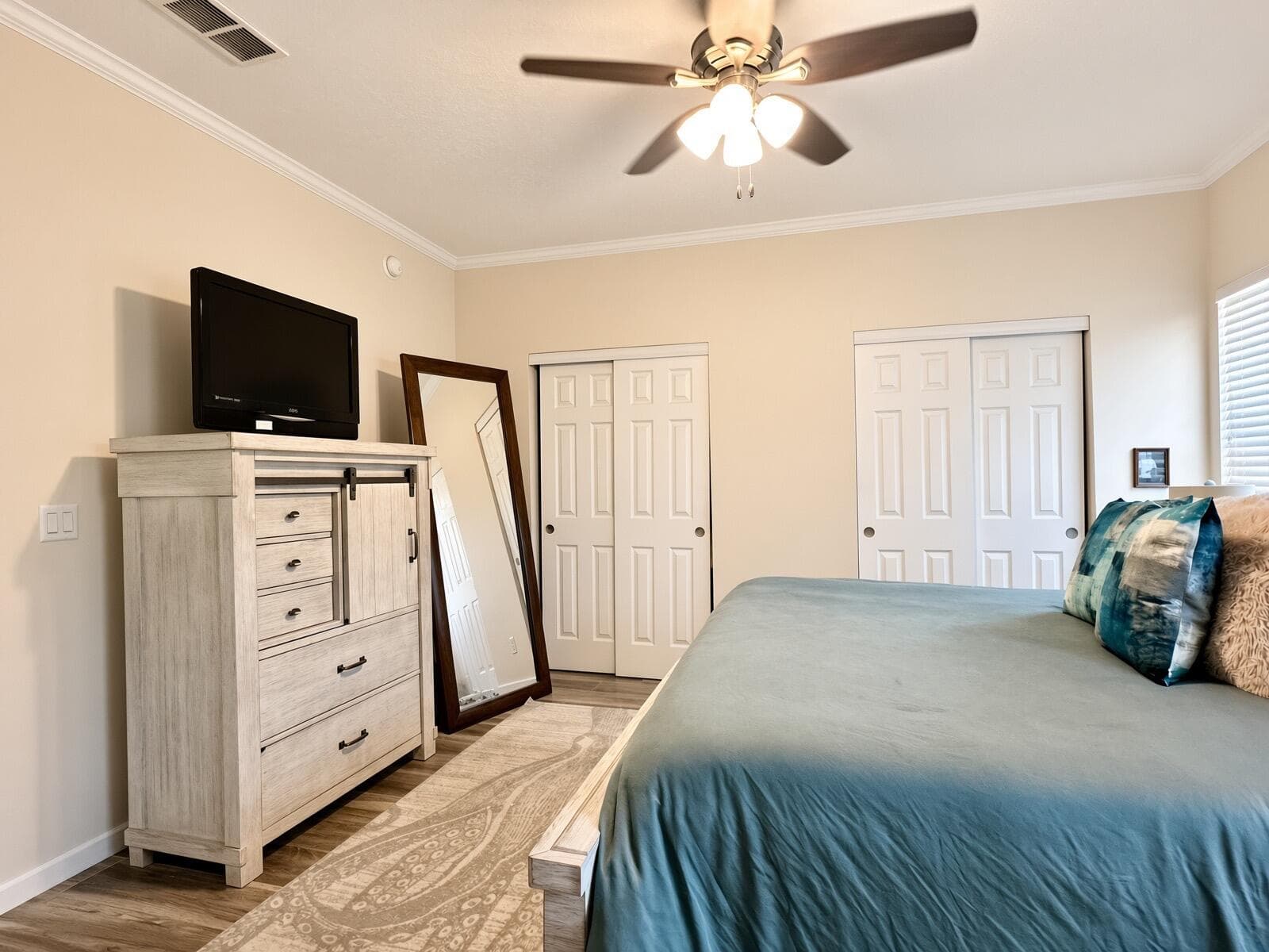 17 E Circle Drive A photo 7