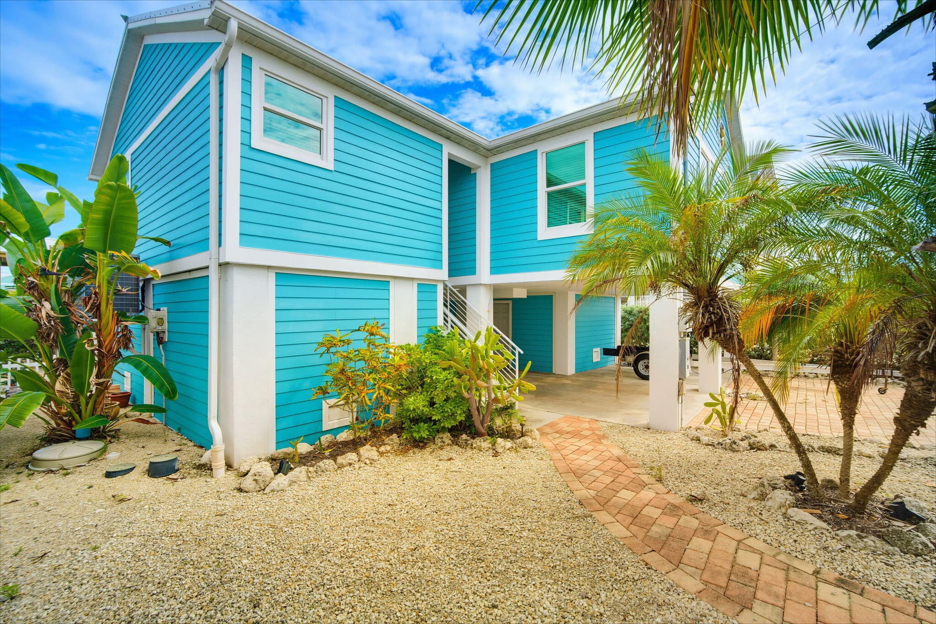 569 Pirates Road photo 6