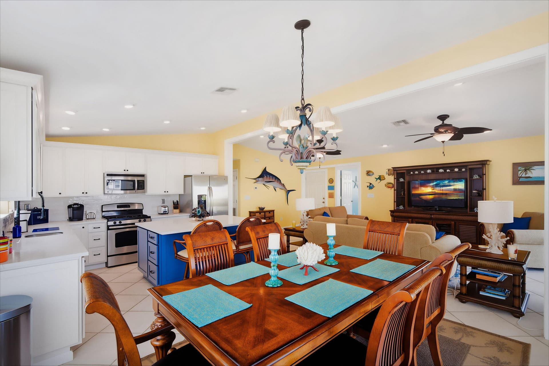 569 Pirates Road photo 20