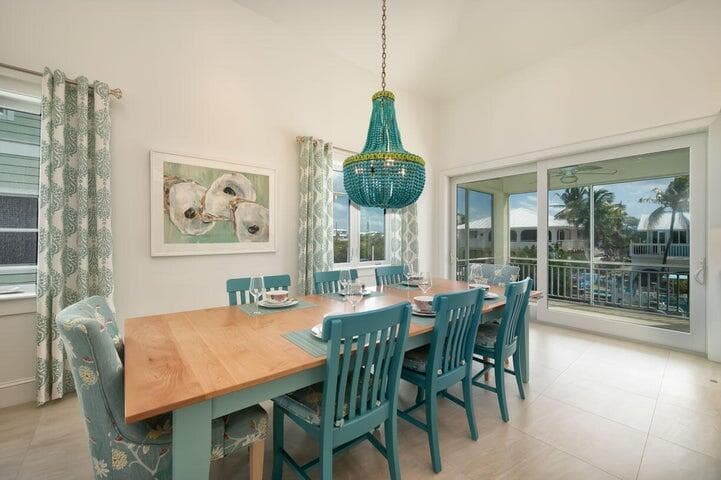589 Pirates Road photo 10