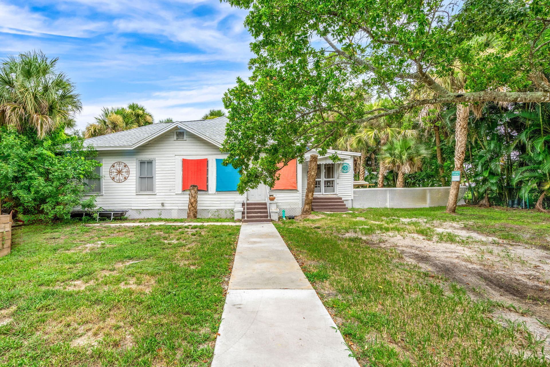 1365 Pineapple Avenue photo 5