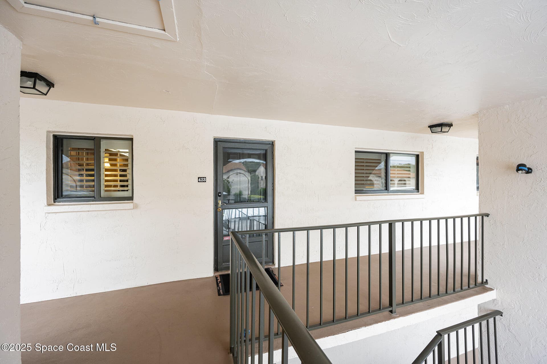 5807 N Atlantic Ave 423 photo 2