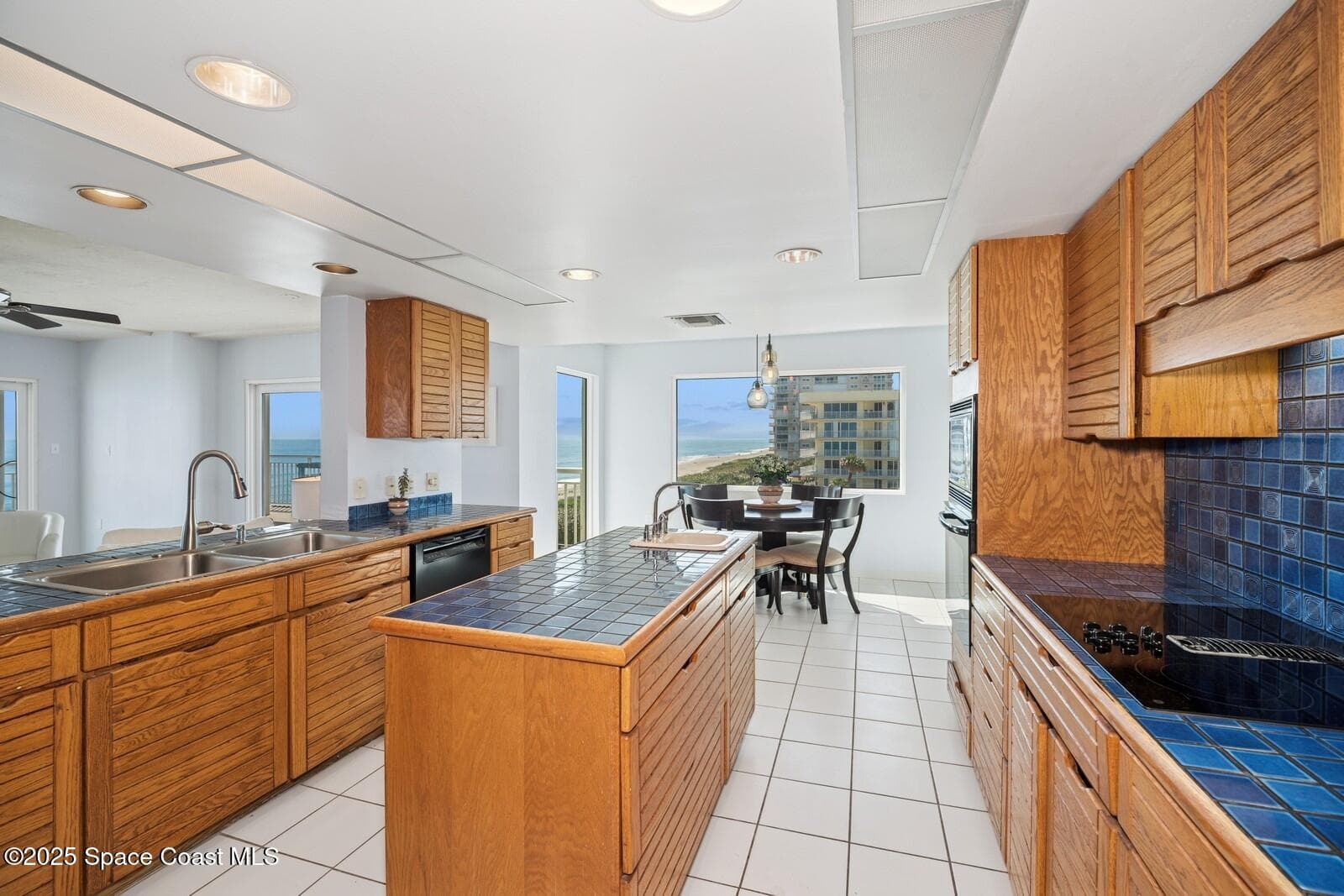 989 N Highway A1a 5 photo 5