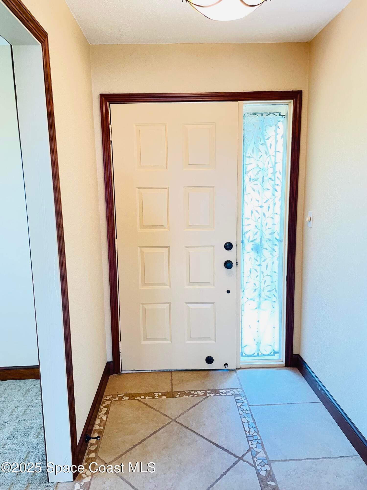 1540 Riverside Drive 14 photo 6