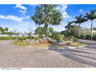 541 Treviso Drive photo 18
