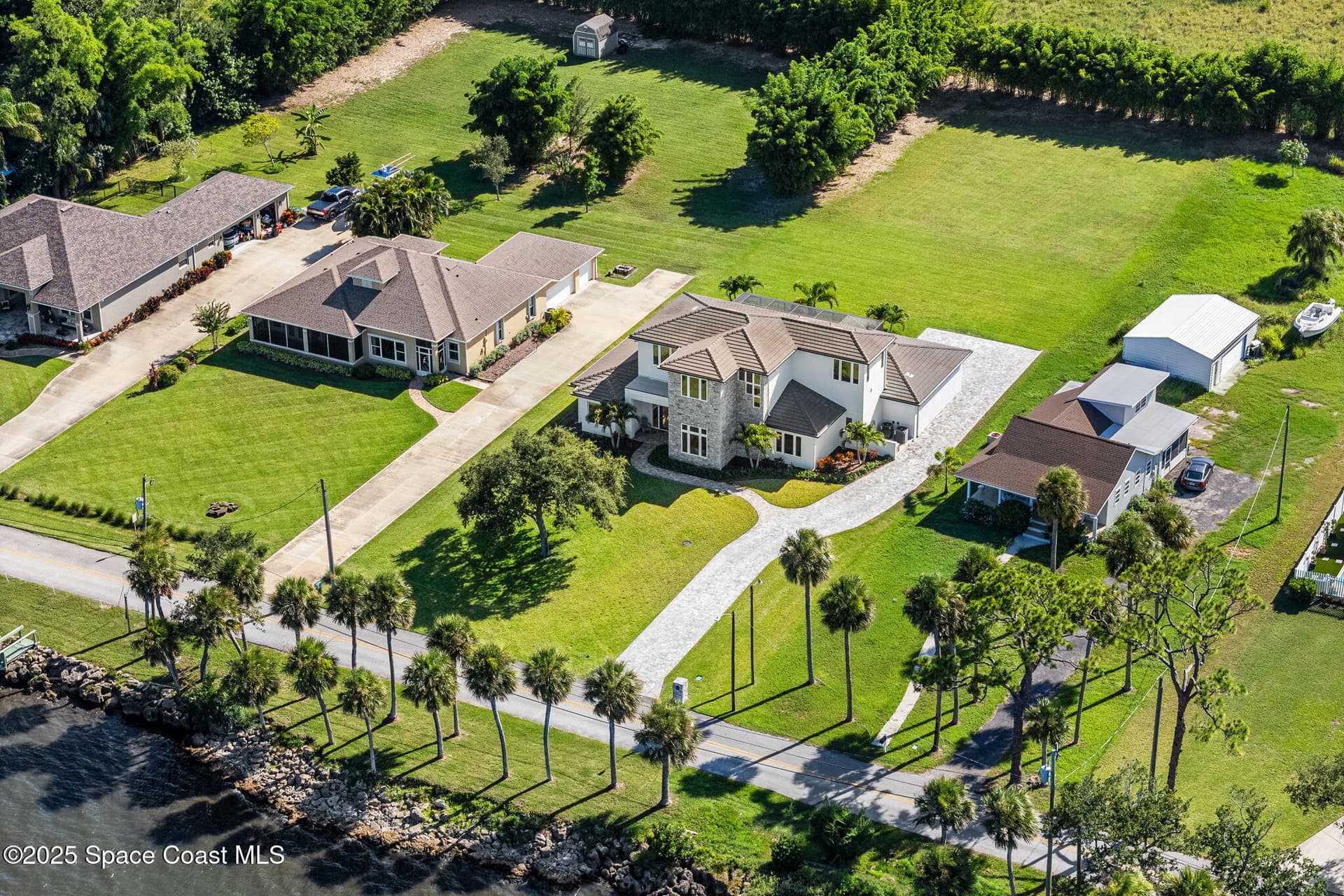 1949 Rockledge Drive photo 2