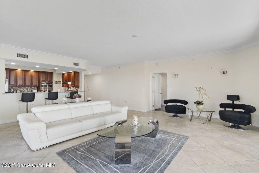 4180 N Hwy A1a 305b photo 5