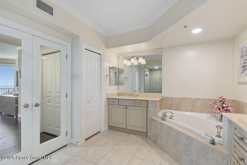 4180 N Hwy A1a 305b photo 21