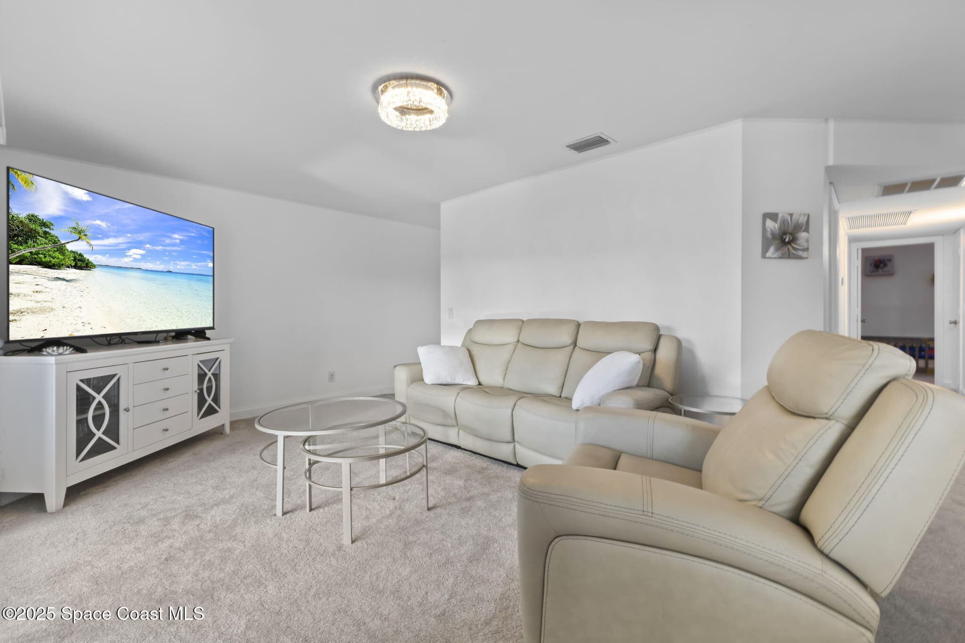 1907 Aynsley Way 321 photo 5