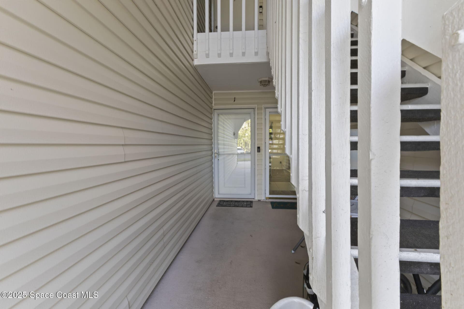 1907 Aynsley Way 321 photo 3