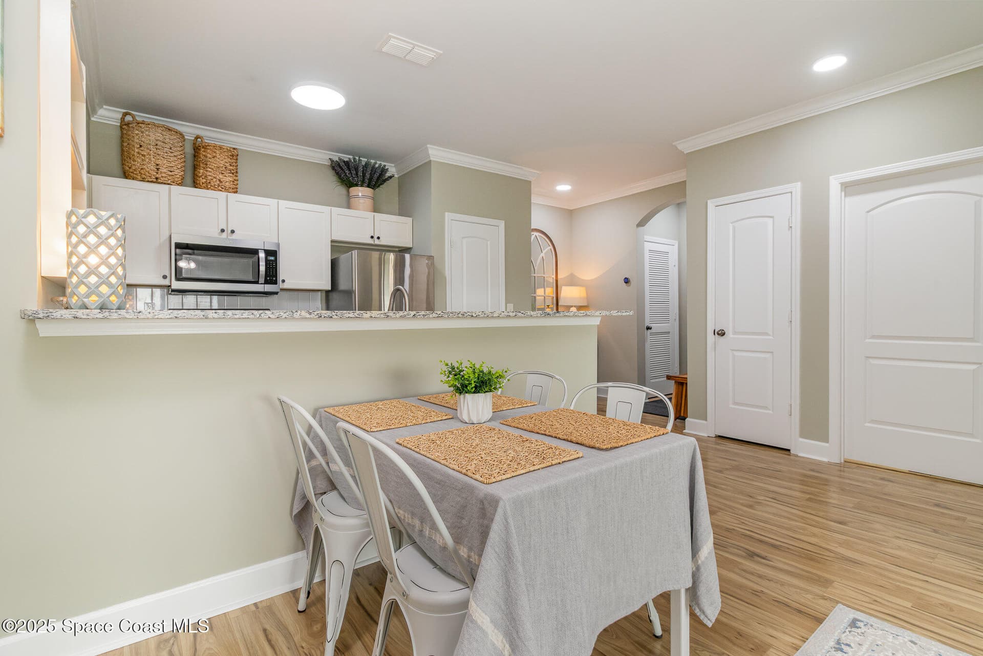 6461 Borasco Drive 3804 photo 9
