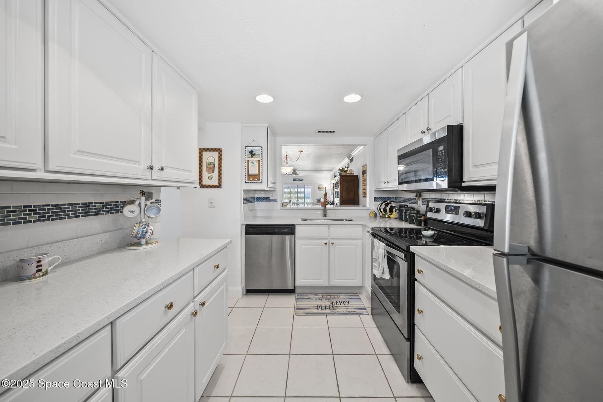1415 N Highway A1a 206 photo 16