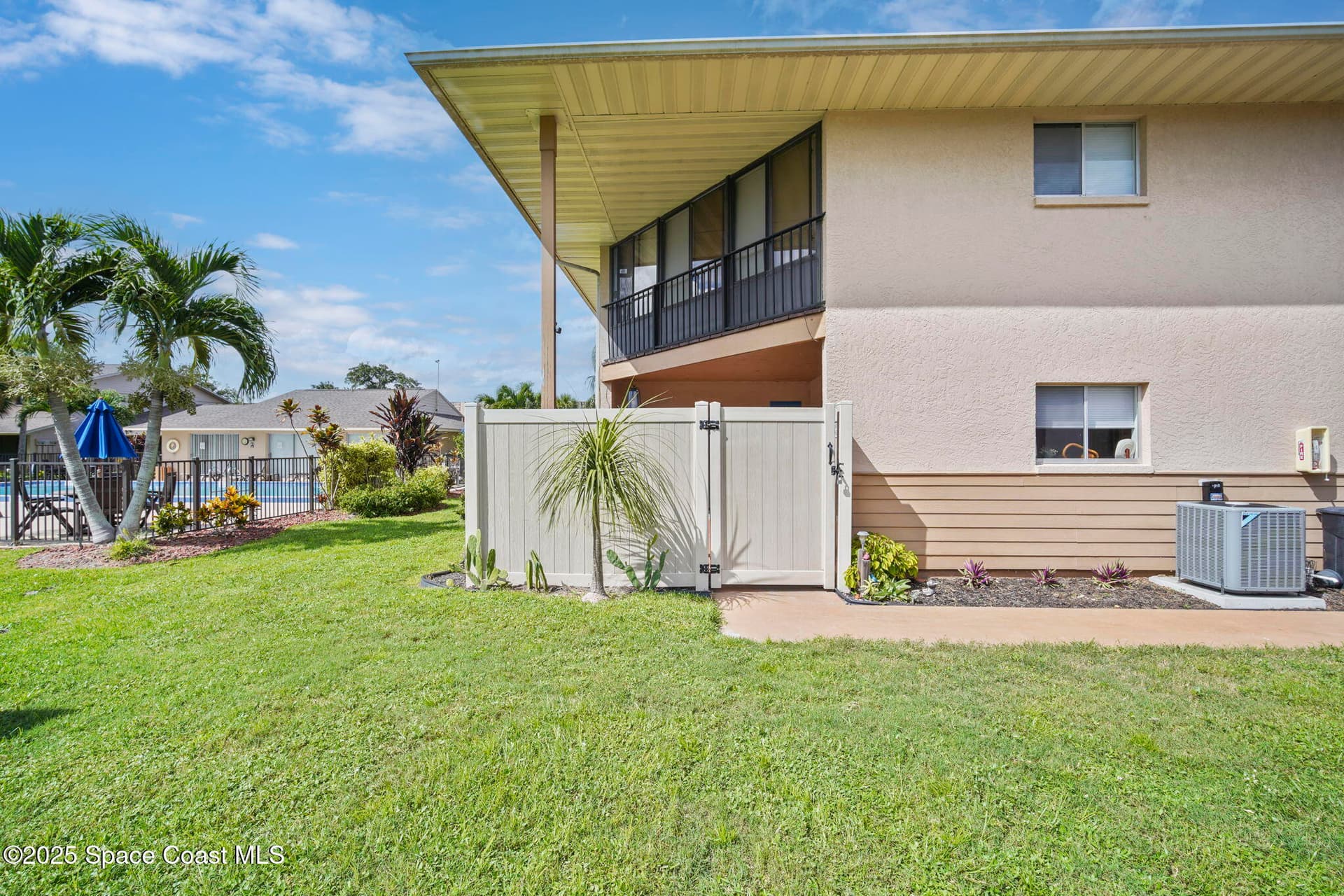4148 Prime Avenue 1504 photo 1