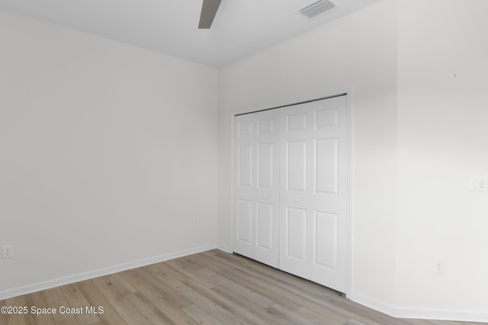 676 Stonebriar Drive SE photo 23