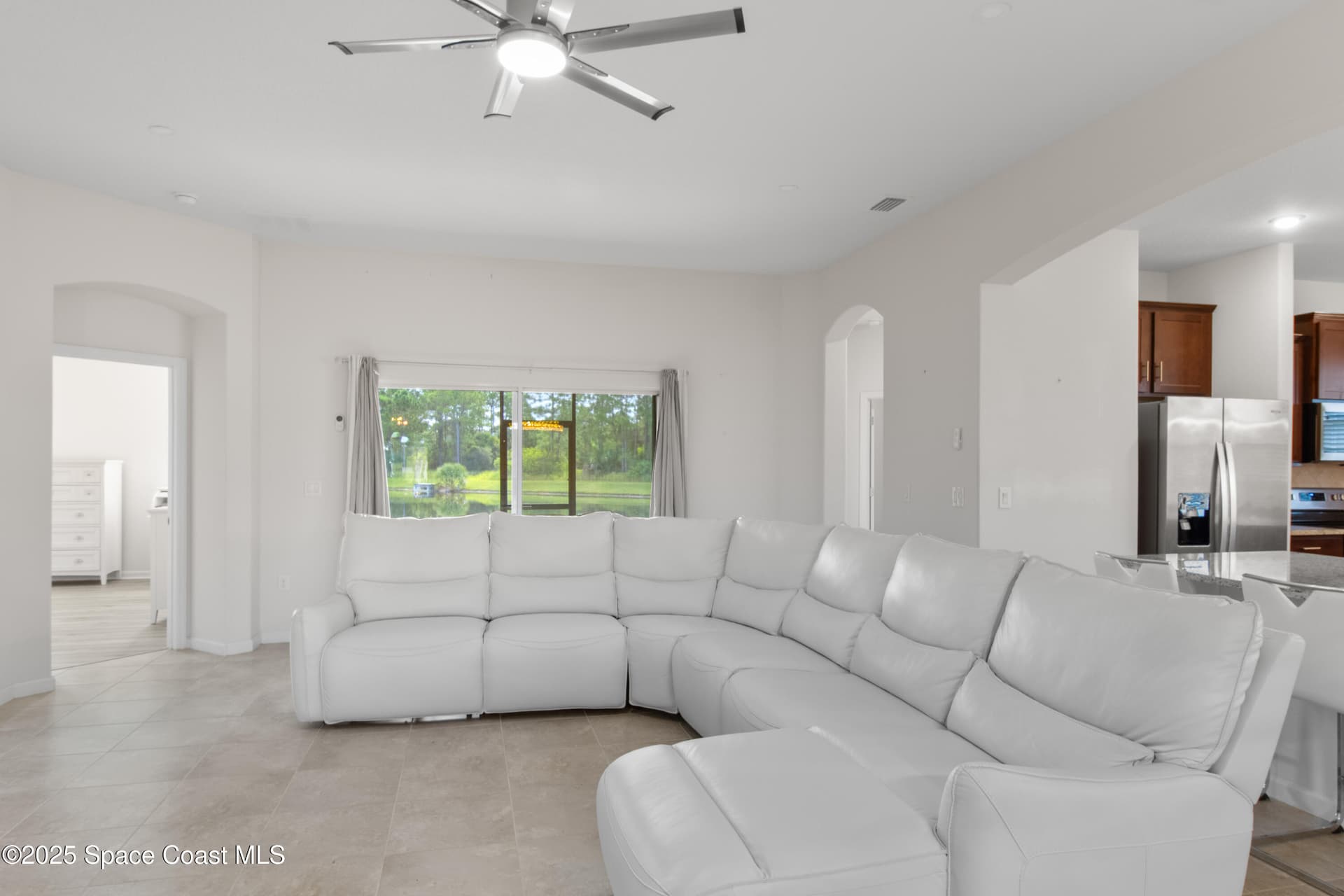 676 Stonebriar Drive SE photo 15