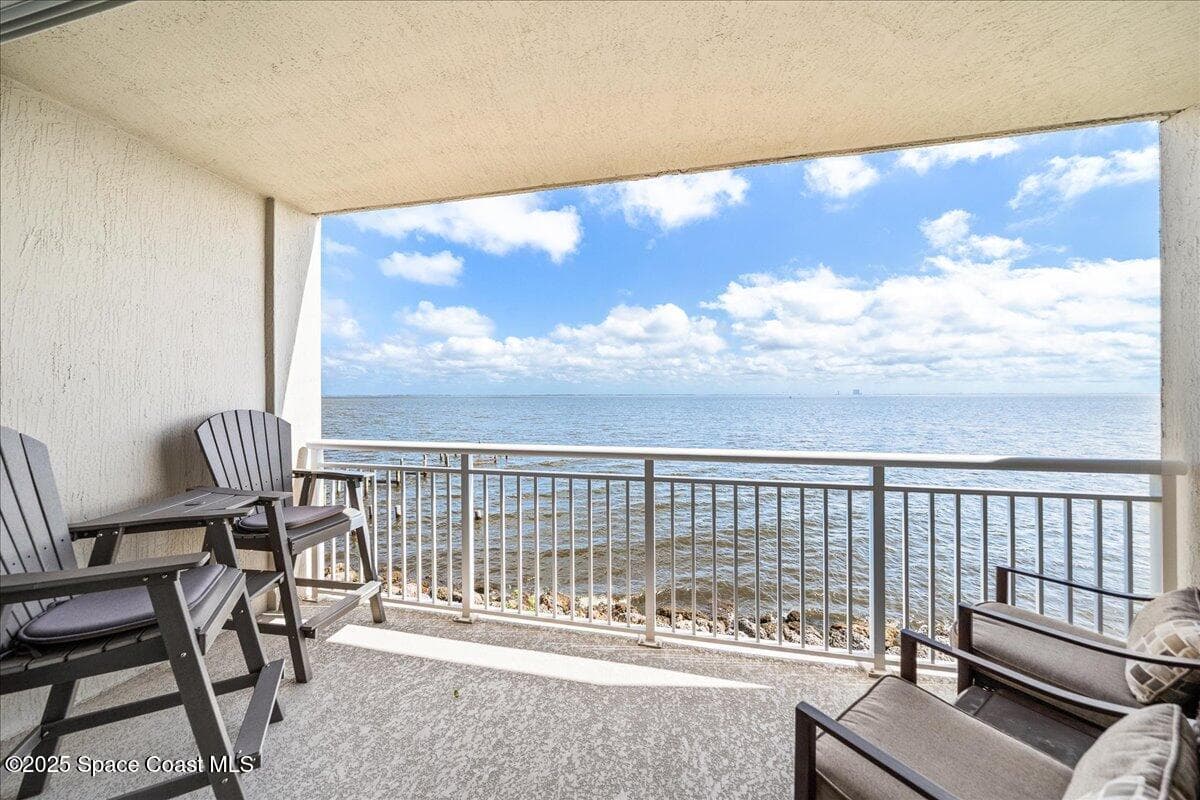 1805 Riverside Drive 206 photo 24