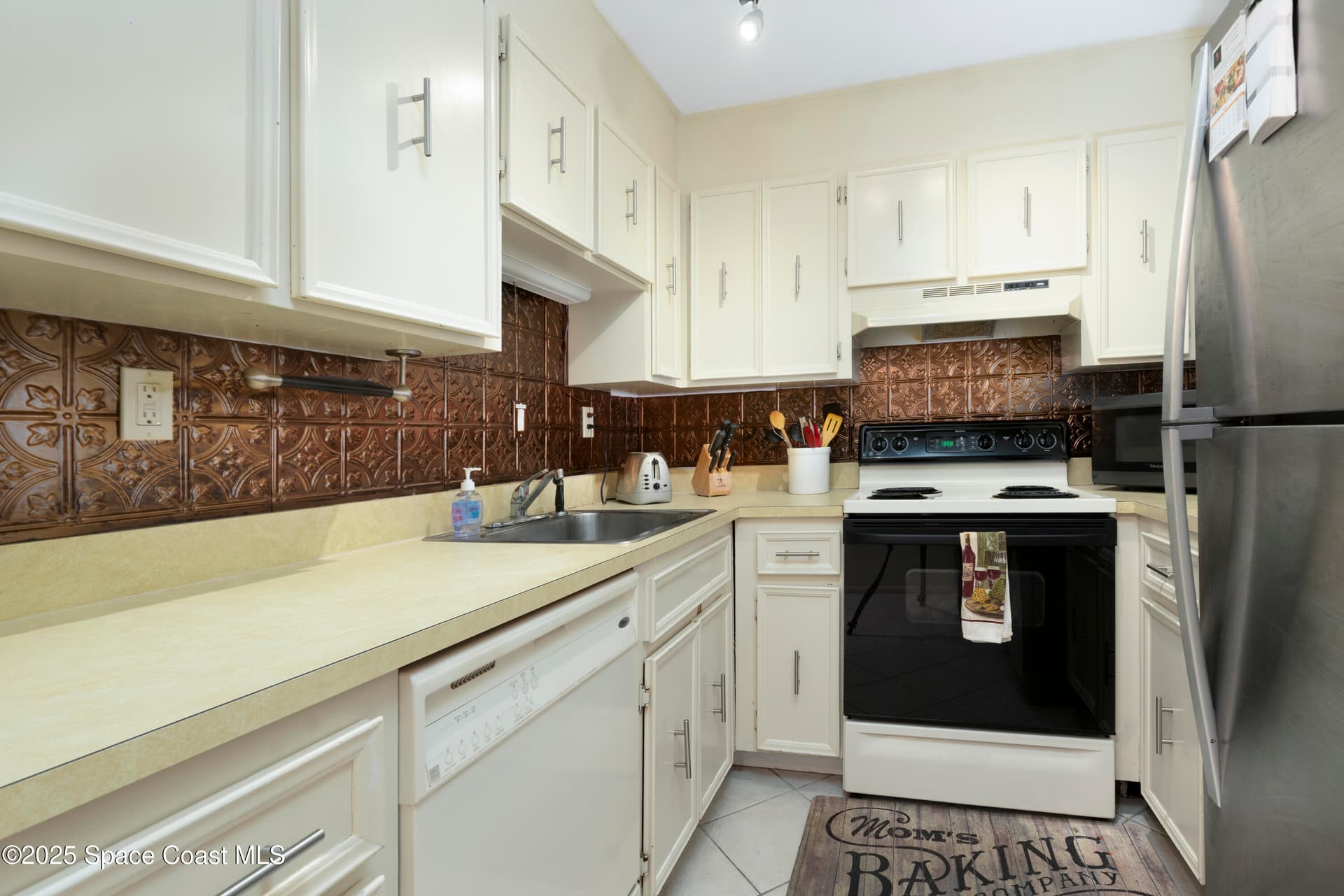 2925 N Highway A1a 103 photo 10