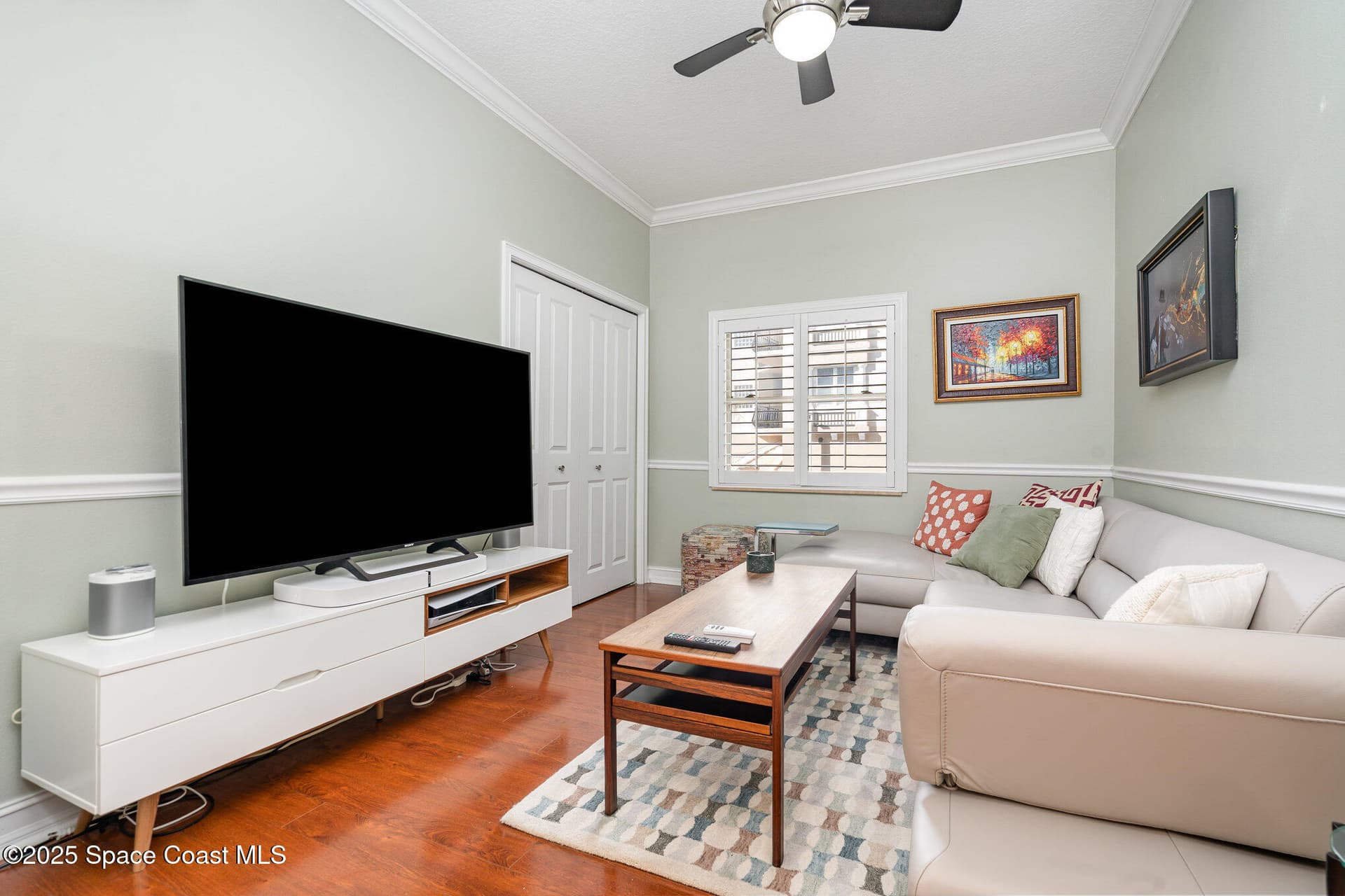 29 Riverside Drive 203 photo 14