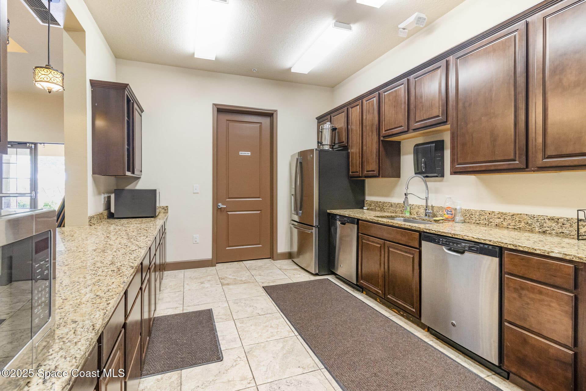 485 Horsemint Avenue photo 23