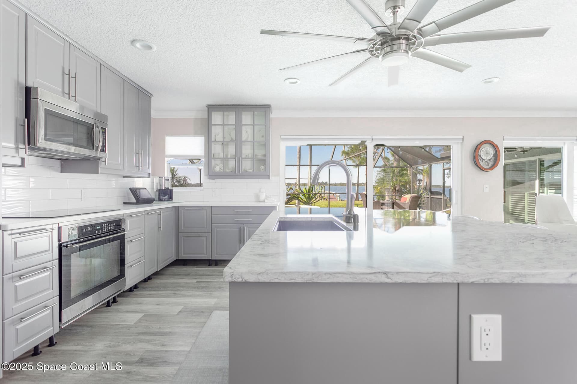 2741 Newfound Harbor Drive photo 11