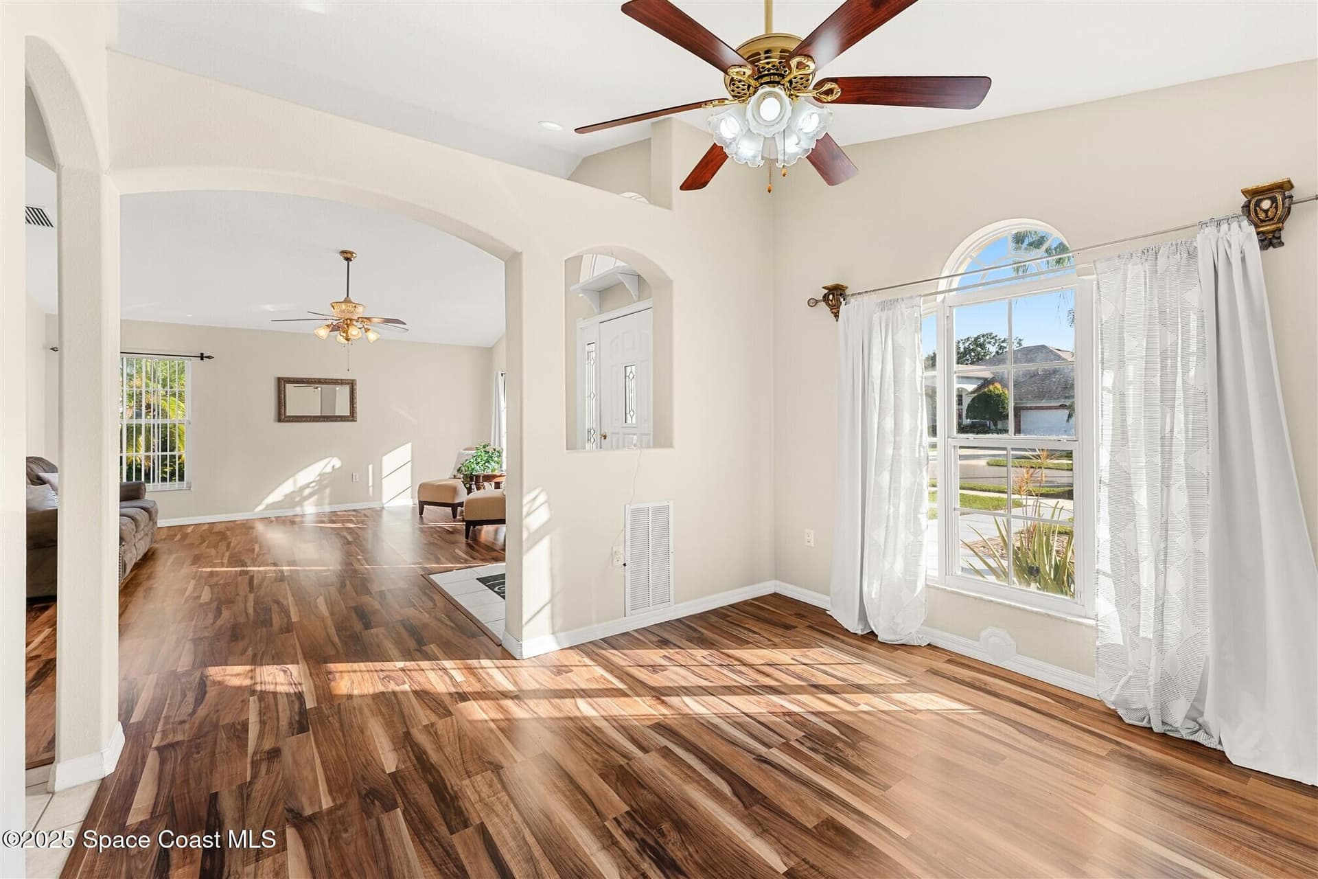 5188 Wexford Drive photo 6