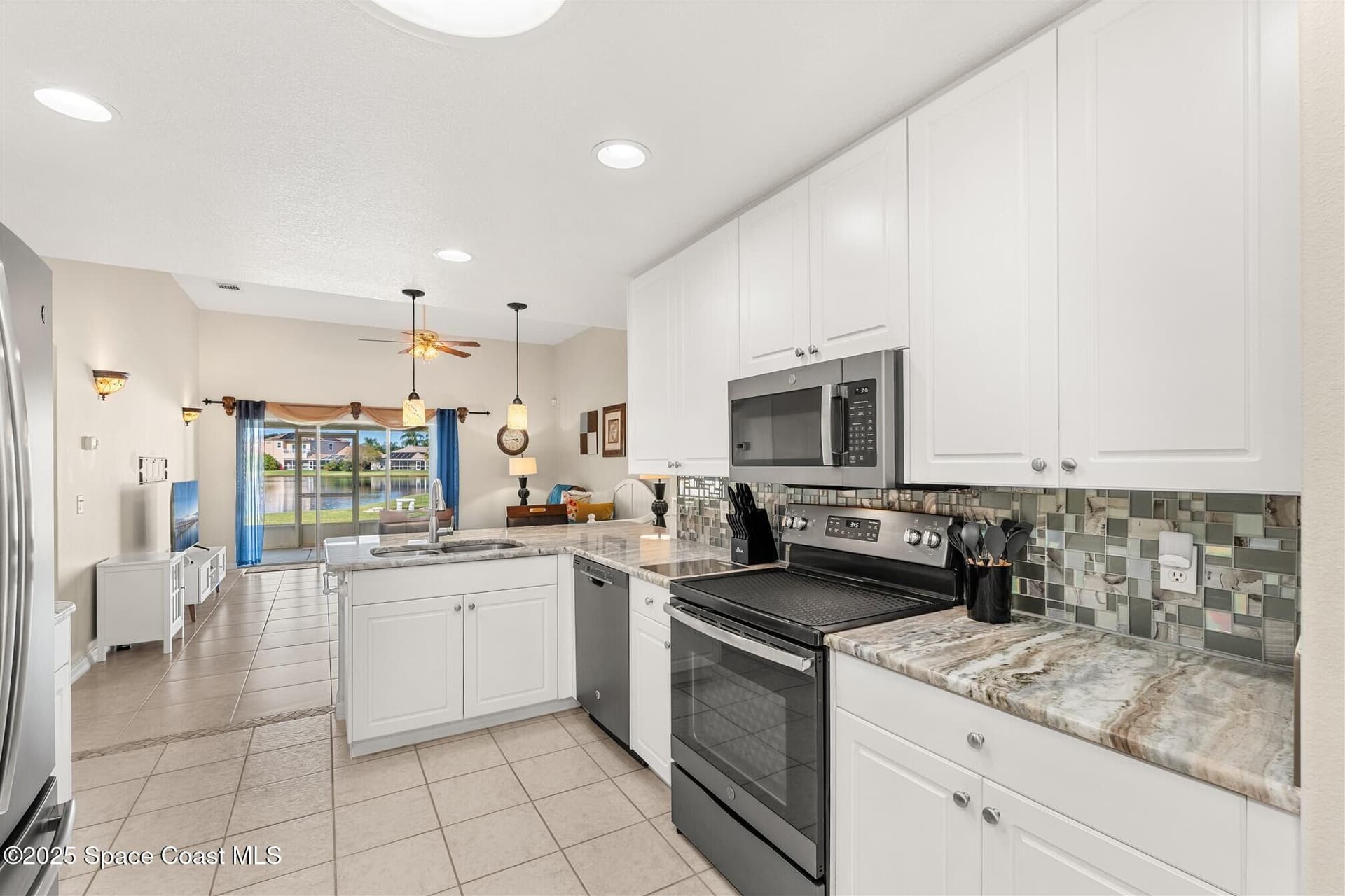 5188 Wexford Drive photo 4