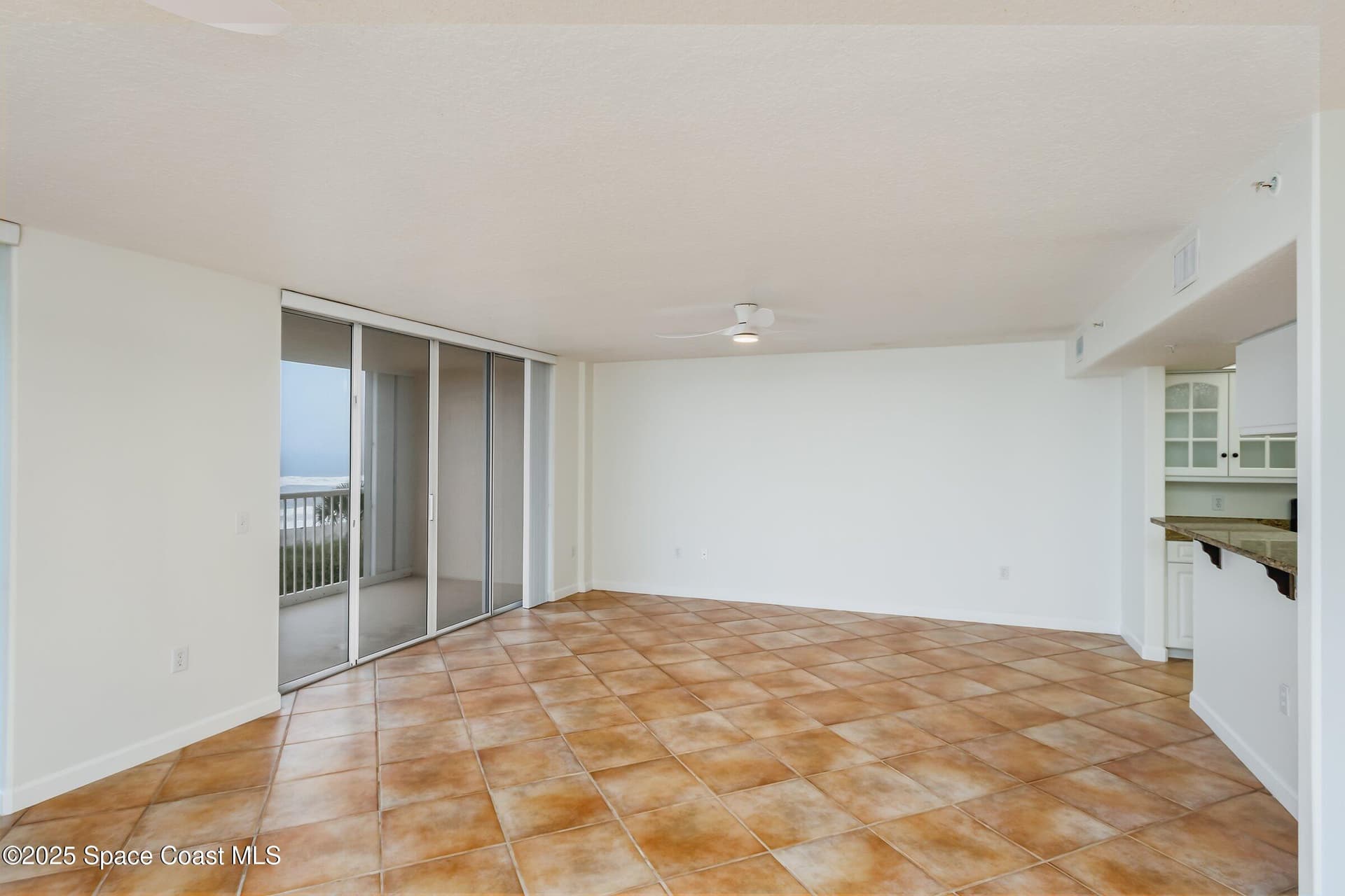 735 N Highway A1a 302 photo 12