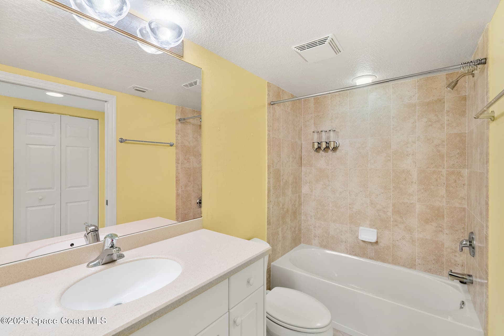 134 Starboard Lane 301 photo 23