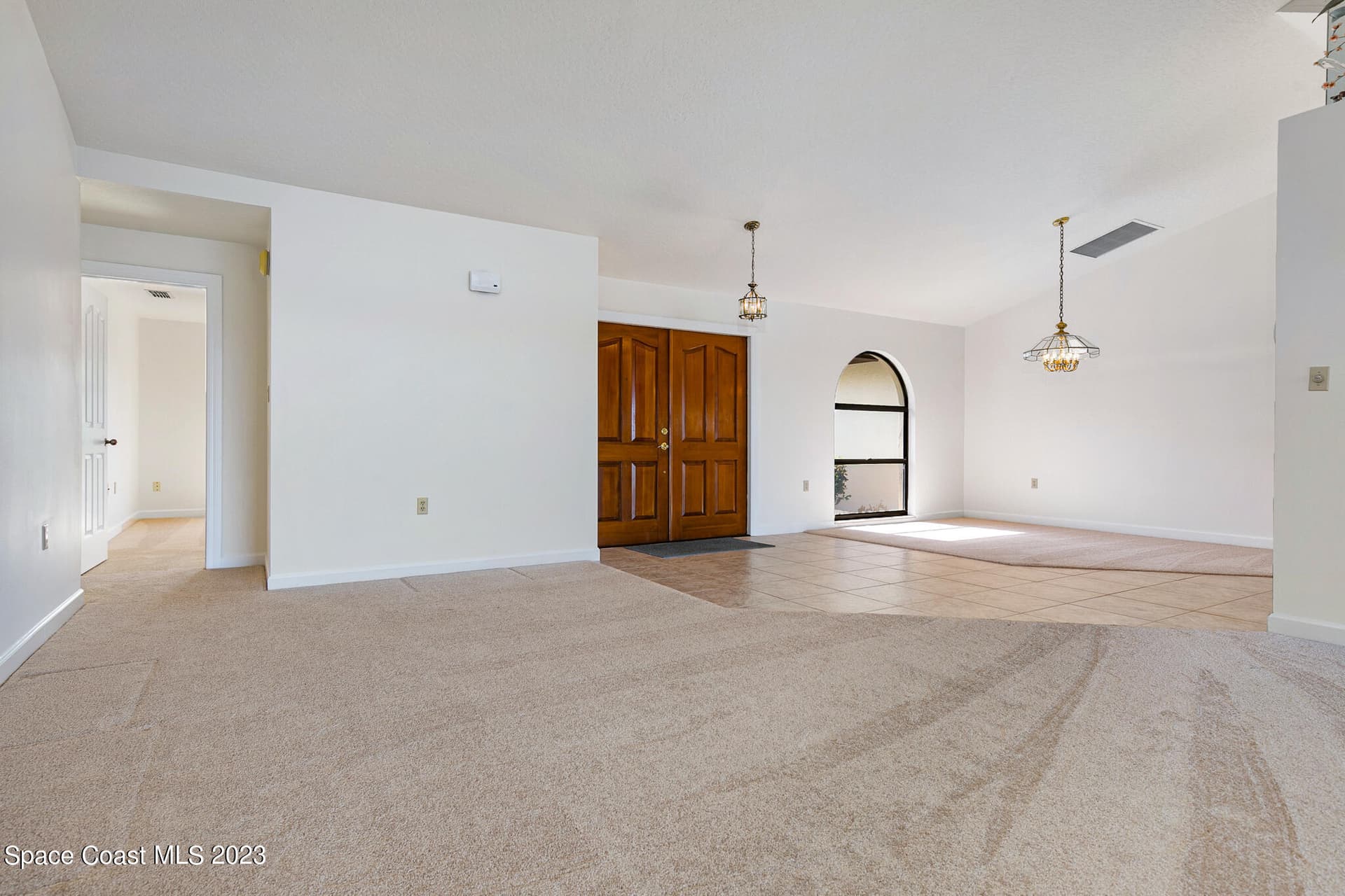 2100 Leeward Lane photo 11