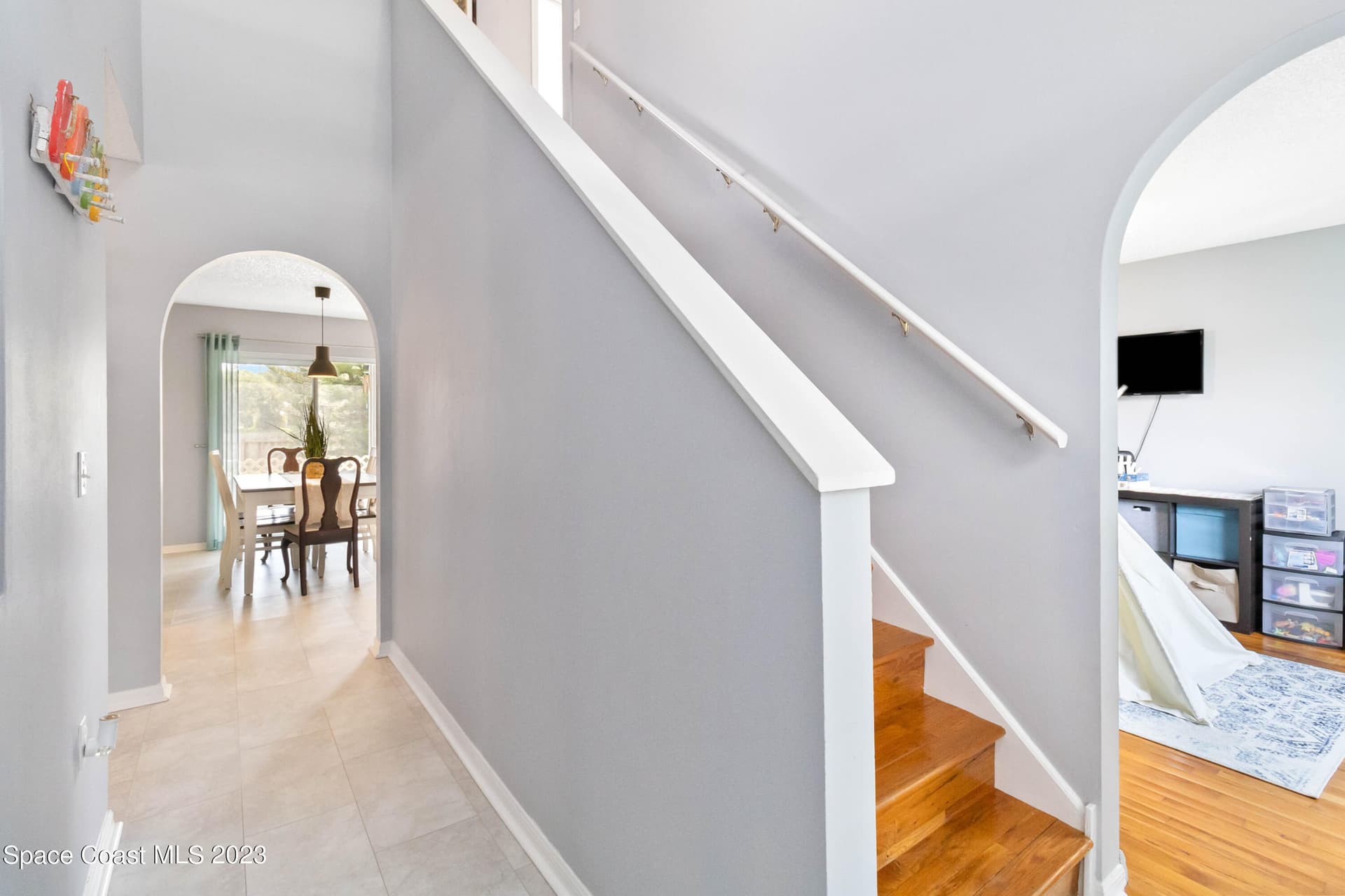 1531 Vista Lake Circle photo 9