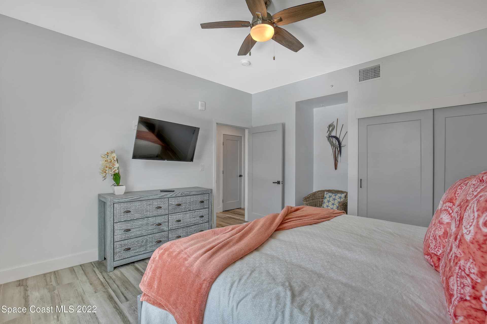 202 Ivory Coral Lane 501 photo 17
