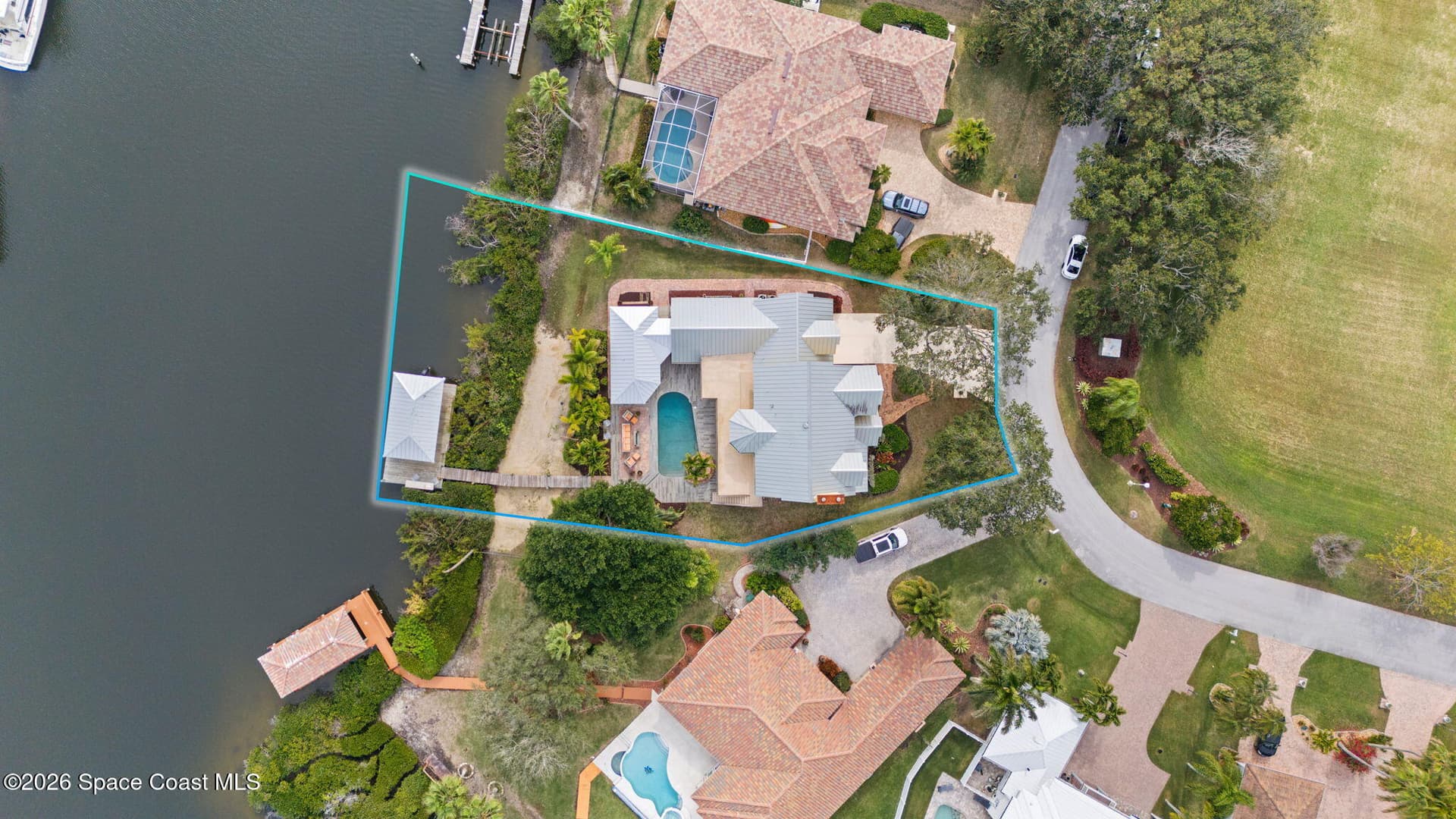 250 Lanternback Island Drive photo 6