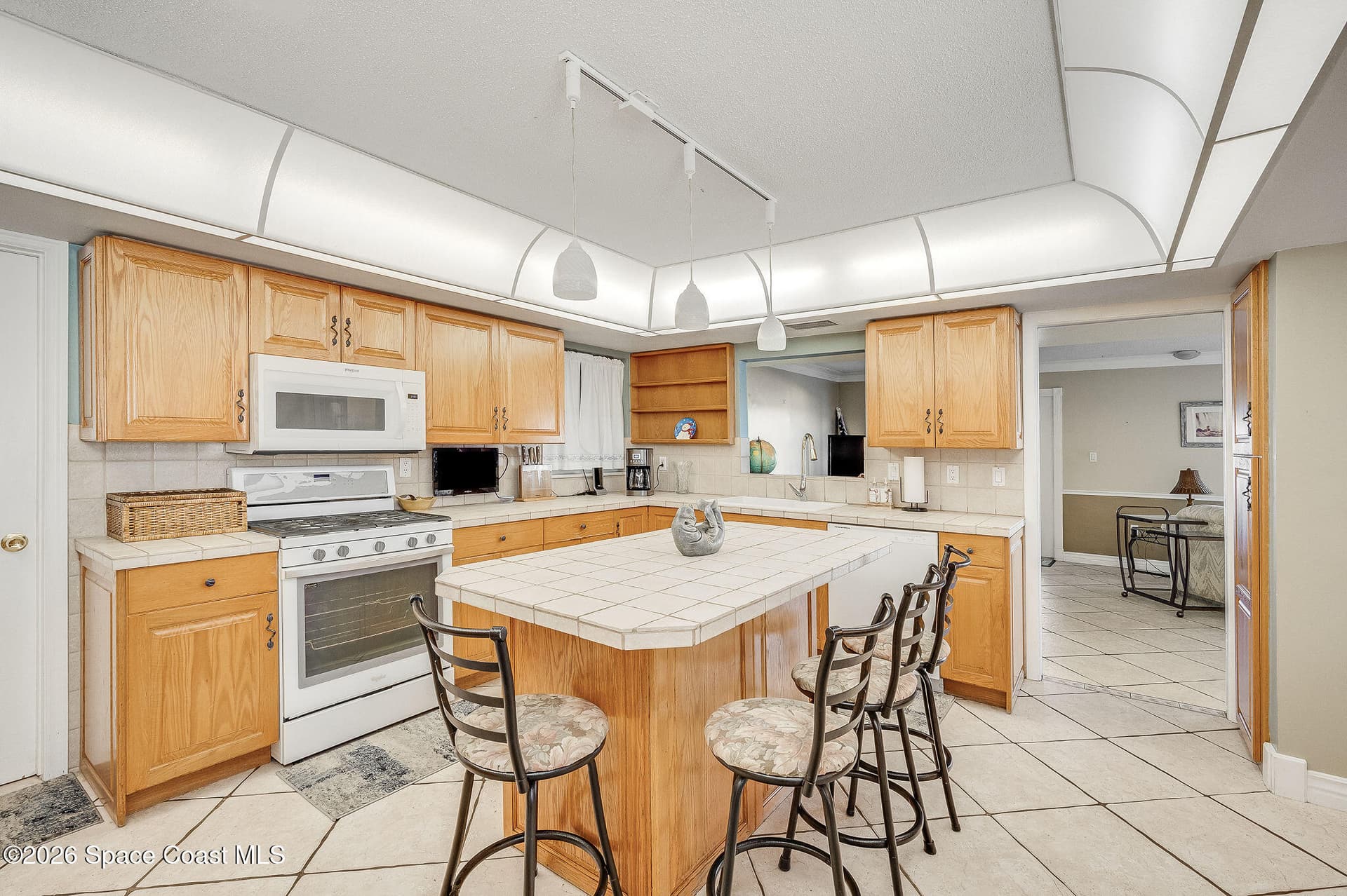 610 Paula Avenue photo 11