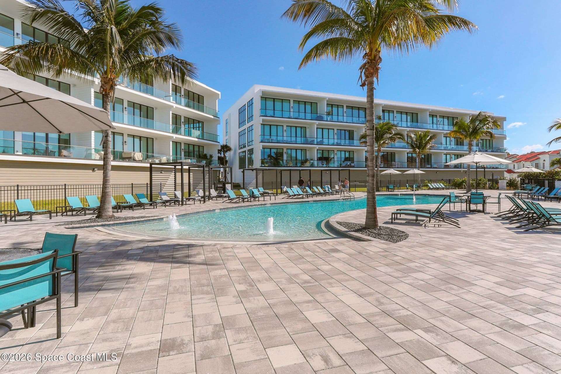 205 Strand Drive 305 photo 20