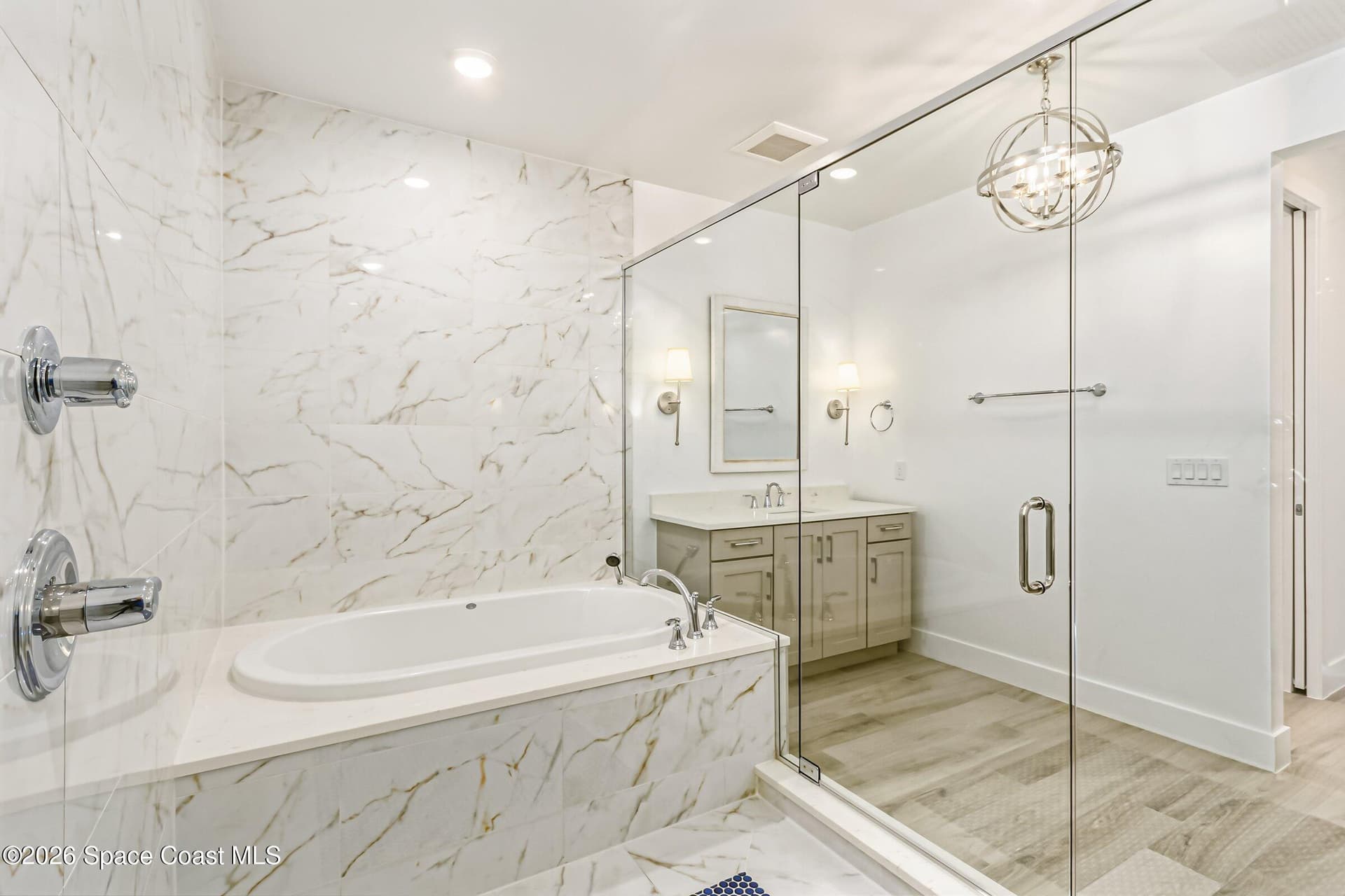 225 Strand Drive 204 photo 13
