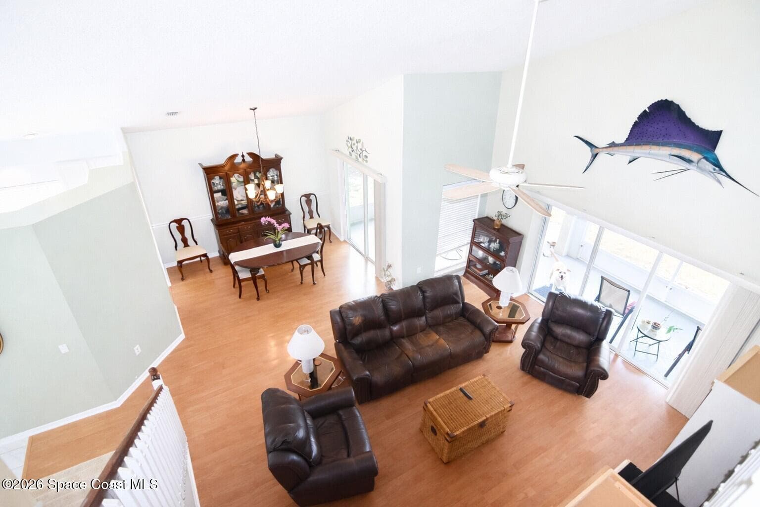 1594 Stafford Avenue photo 8