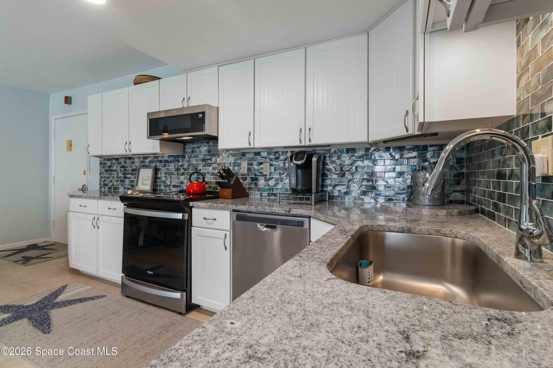 4800 N Ocean Beach Boulevard 304 photo 7