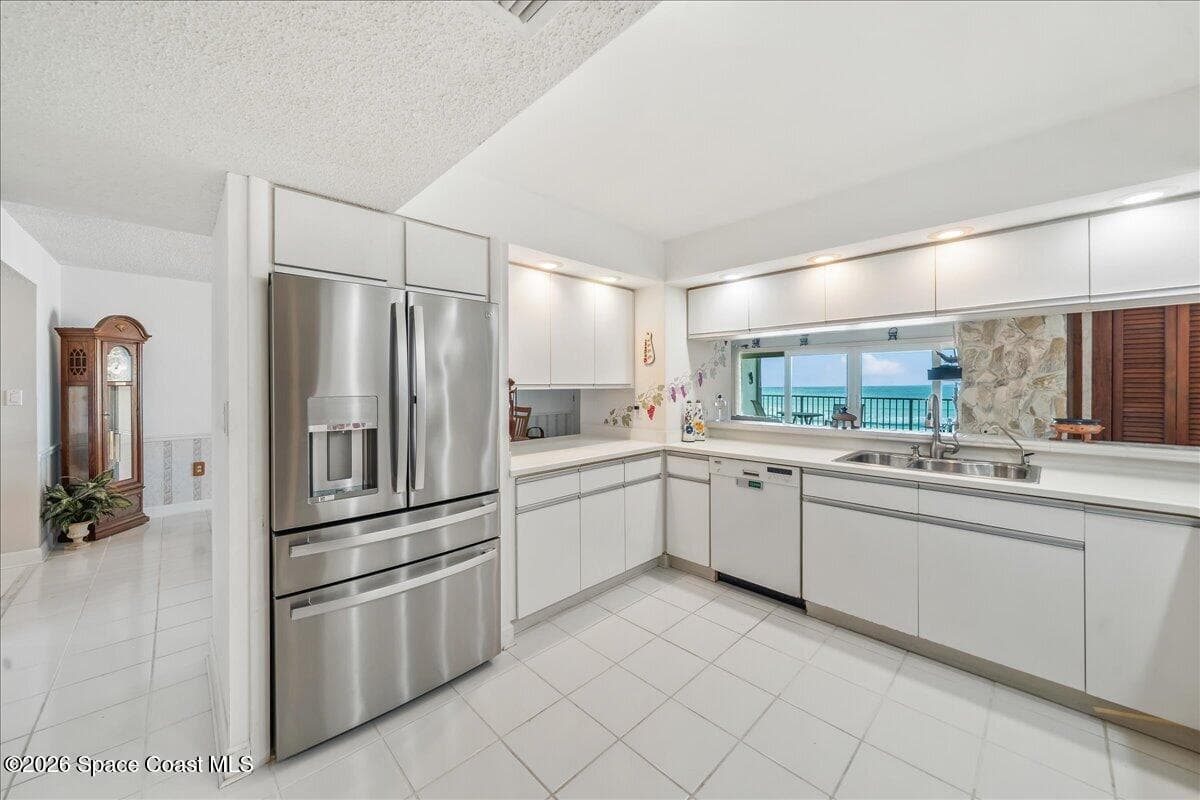2101 Atlantic Street 522 photo 17