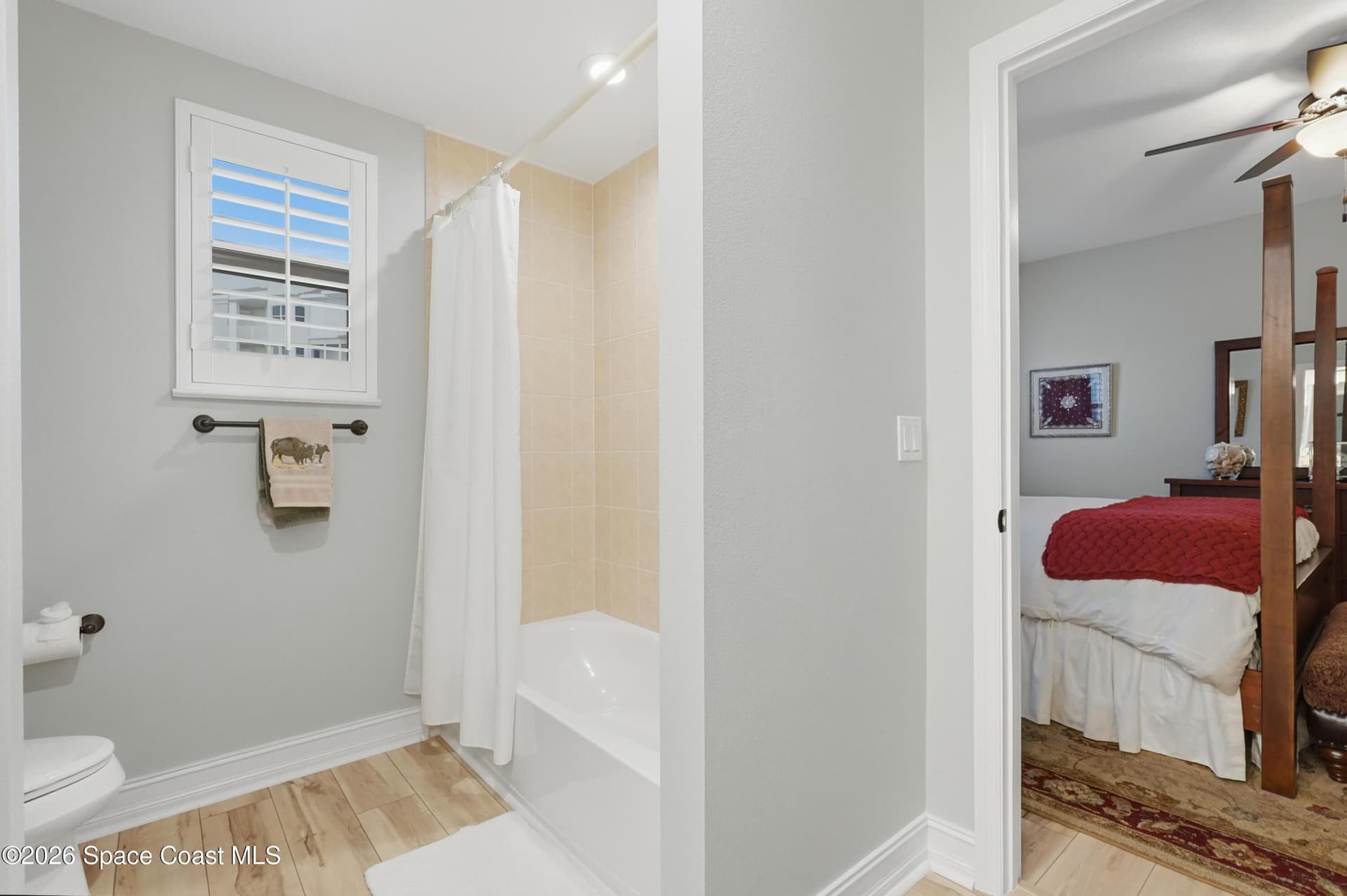 93 Delannoy Avenue 601 photo 11