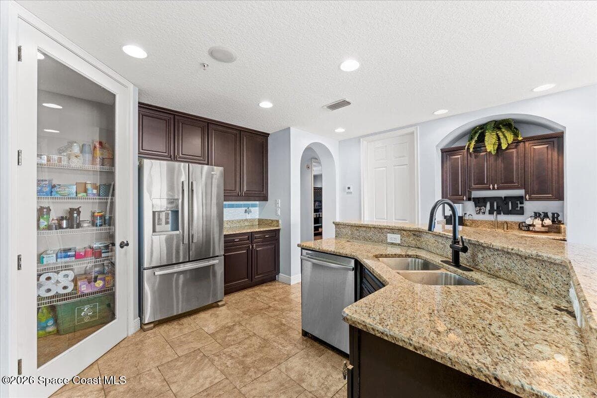 4125 W End Road 405 photo 7